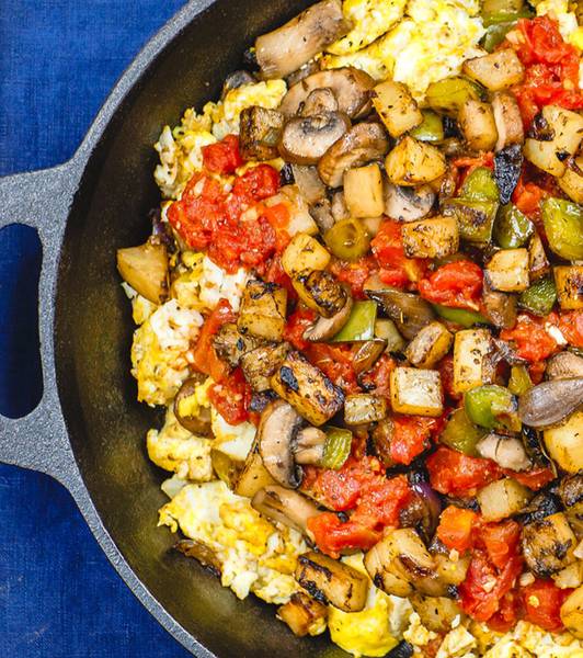 Breakfast Skillet with Potatoes and Mushrooms