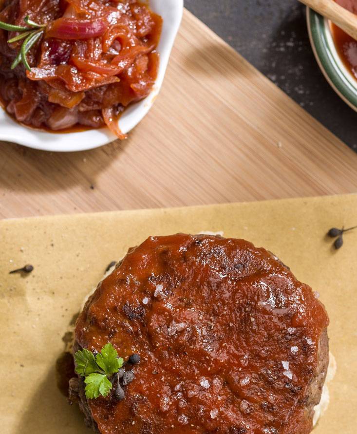 KETCHUP GLAZED BEEF BURGER WITH TOMATO CARAMELIZED ONIONS