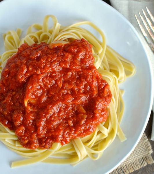 Marcella Hazan’s Tomato Sauce with Butter and Onion