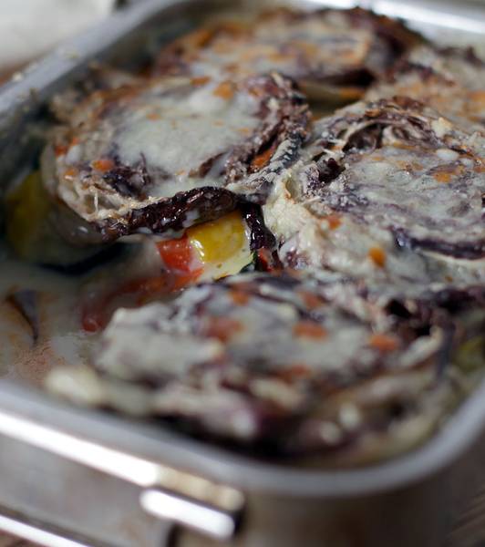 Vegetables Millefoglie with soy béchamel and organic tomato sauce