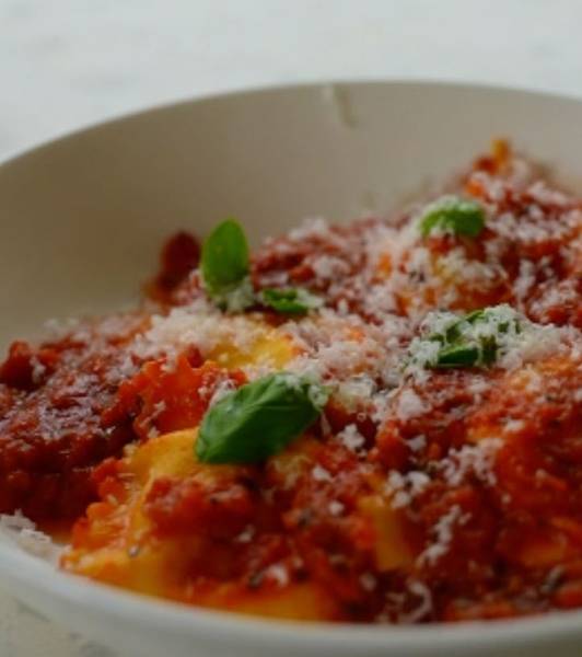 Ricotta Lemon Ravioli with Basil Tomato Sauce